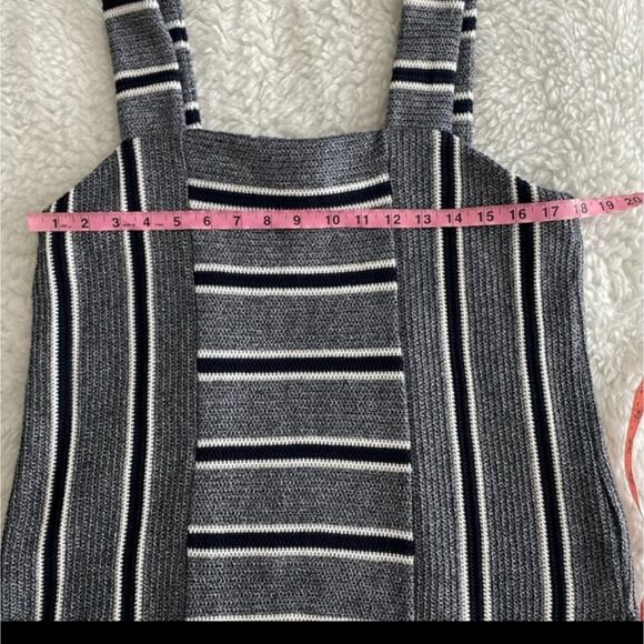 Vince Camuto Sleeveless Striped Sweater NWOT - Picture 9 of 12